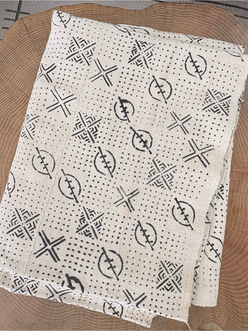 Vintage Authentic African Mudcloth Size 60”x80” Cream/Balck